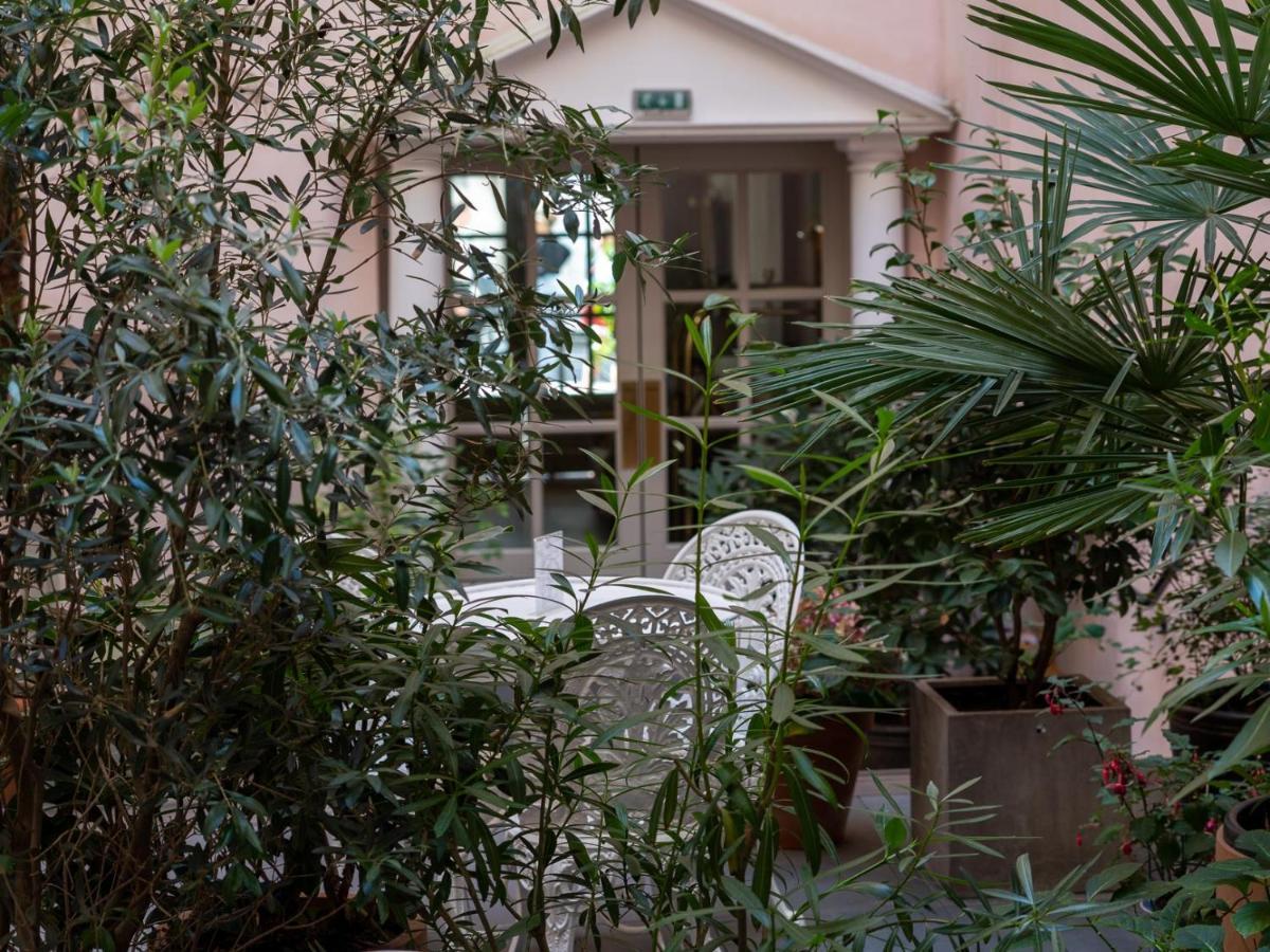 Hotel Du Danube Saint Germain Париж Екстериор снимка