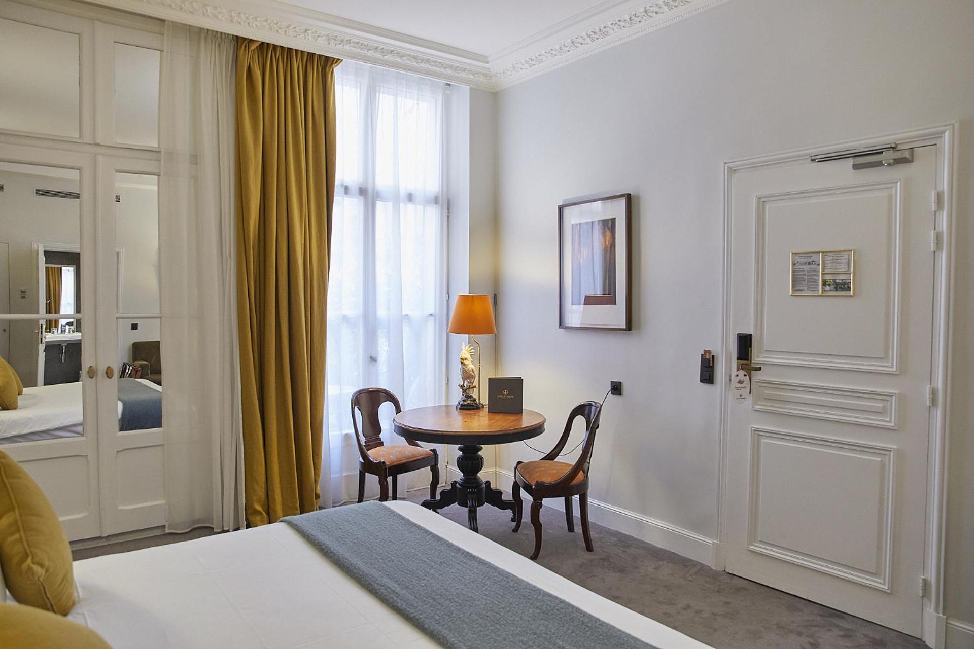Hotel Du Danube Saint Germain Париж Екстериор снимка